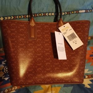 Michael Kors Tote